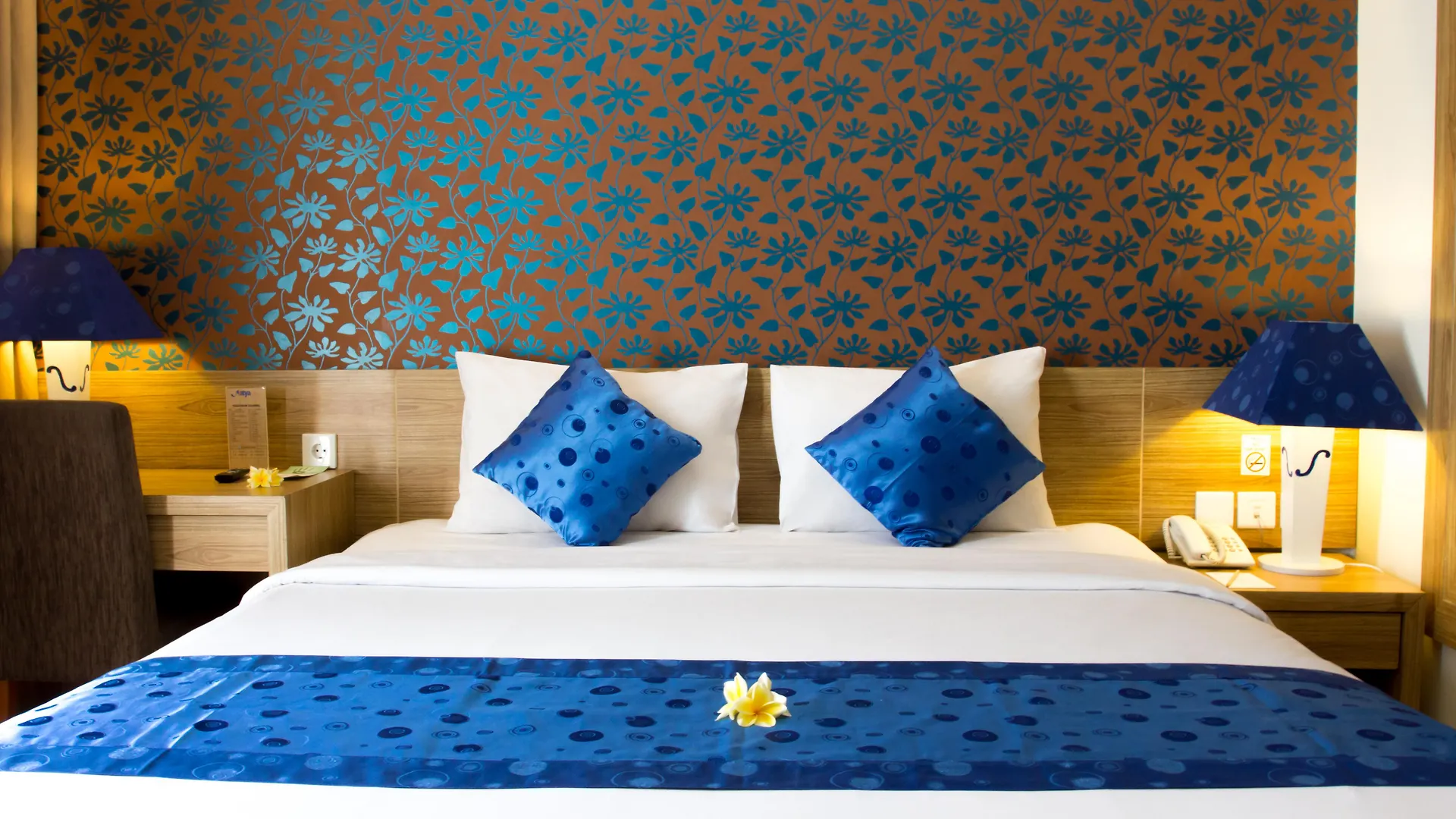 Natya Hotel Kuta Кута 3*,
