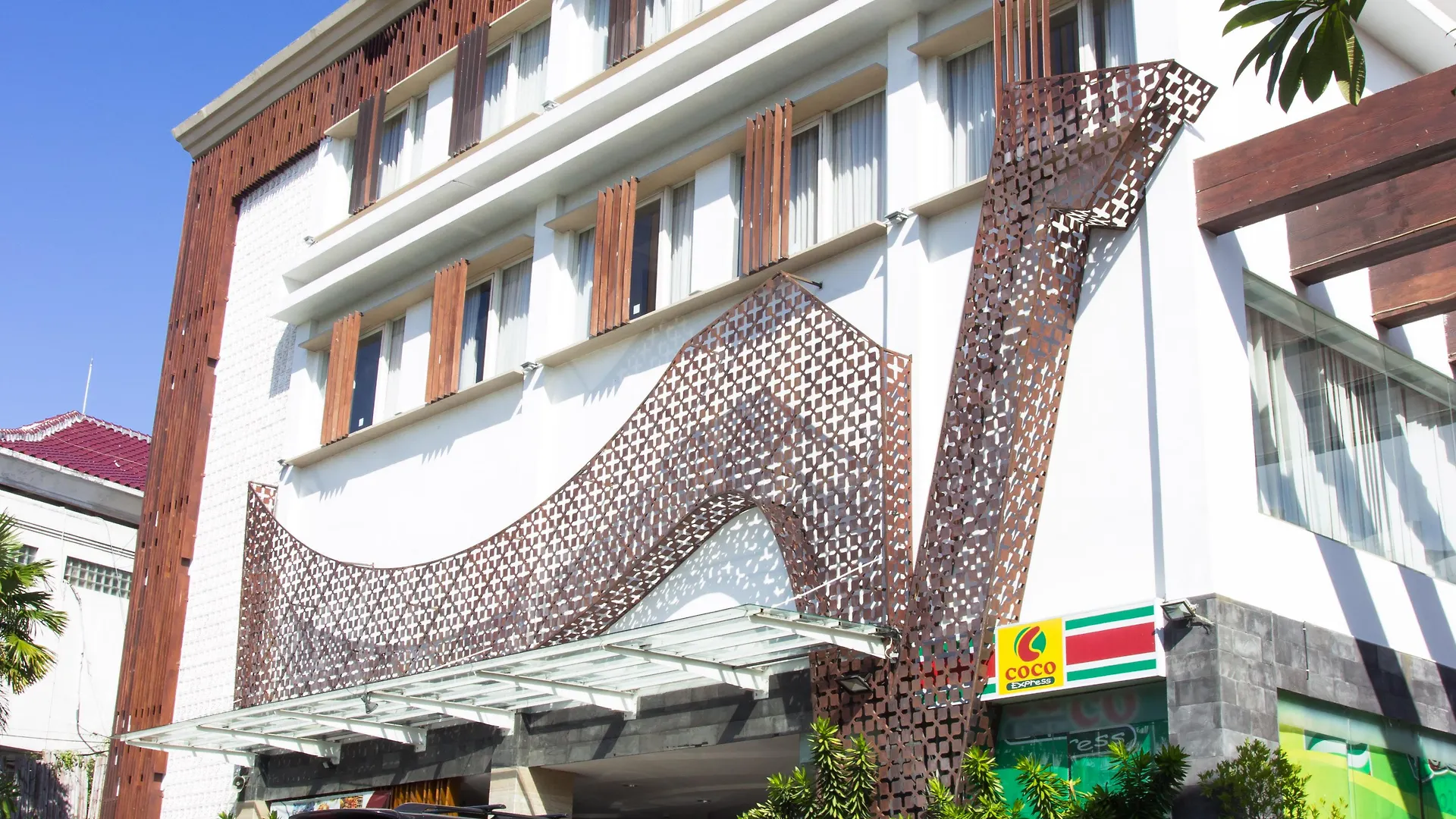 Natya Hotel Kuta Кута