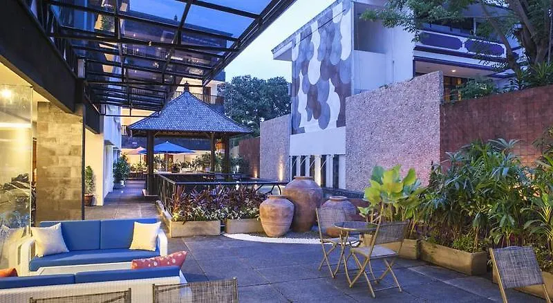 Natya Hotel Kuta Кута